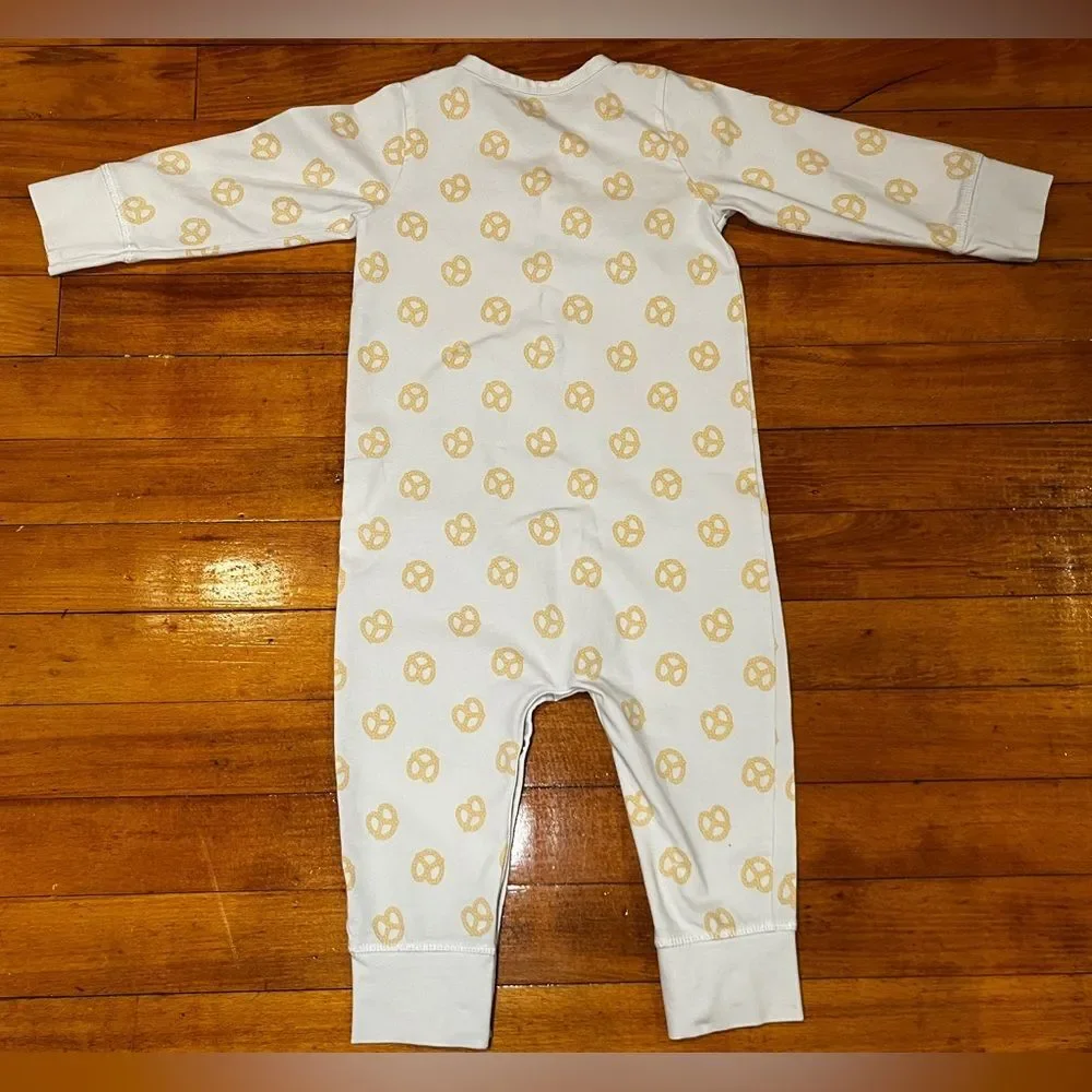 Layette Monica + Andy Pretzel Pajama Romper Size 18-24 Cream Organic Cotton